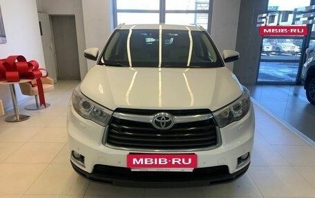 Toyota Highlander III, 2014 год, 2 850 500 рублей, 2 фотография
