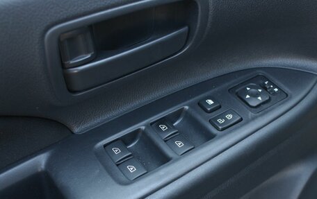 Mitsubishi Outlander III рестайлинг 3, 2021 год, 2 200 000 рублей, 15 фотография