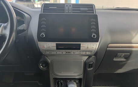 Toyota Land Cruiser Prado 150 рестайлинг 2, 2021 год, 5 350 000 рублей, 18 фотография