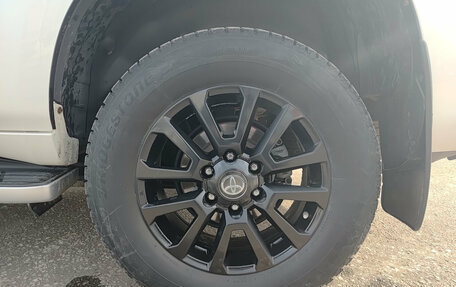 Toyota Land Cruiser Prado 150 рестайлинг 2, 2021 год, 5 350 000 рублей, 22 фотография