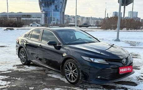 Toyota Camry, 2019 год, 2 900 000 рублей, 1 фотография