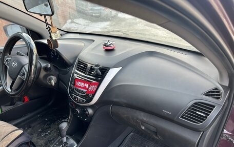 Hyundai Solaris II рестайлинг, 2013 год, 315 000 рублей, 1 фотография