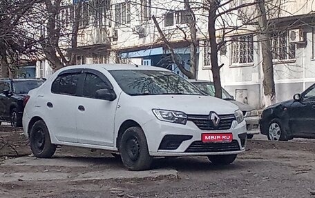 Renault Logan II, 2018 год, 550 000 рублей, 1 фотография
