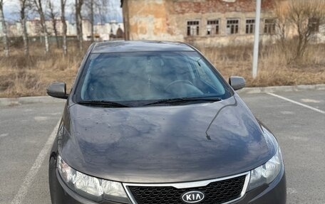KIA Cerato III, 2011 год, 700 000 рублей, 1 фотография