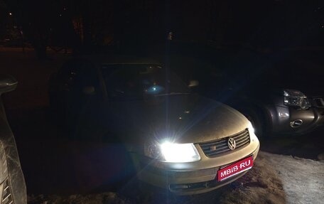 Volkswagen Passat B5+ рестайлинг, 1998 год, 145 000 рублей, 1 фотография