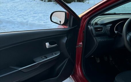 KIA Rio III рестайлинг, 2012 год, 18 фотография