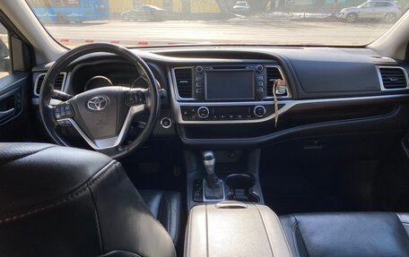 Toyota Highlander III, 2014 год, 3 500 000 рублей, 4 фотография