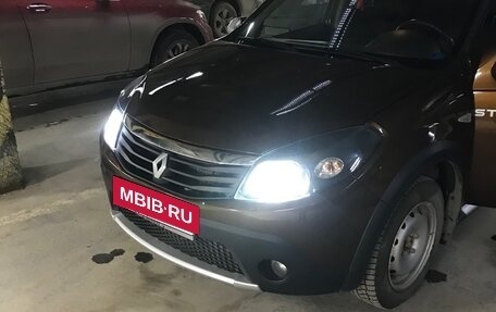 Renault Sandero I, 2013 год, 750 000 рублей, 10 фотография