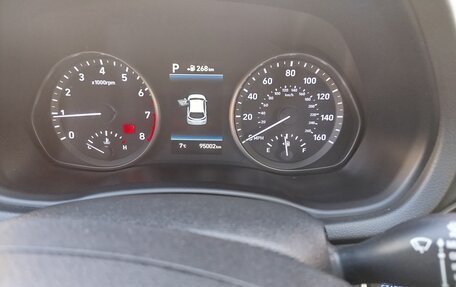 Hyundai Elantra VI рестайлинг, 2019 год, 1 800 000 рублей, 8 фотография