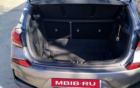 Hyundai Elantra VI рестайлинг, 2019 год, 1 800 000 рублей, 16 фотография