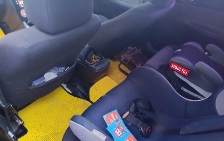 Mazda Atenza II, 2002 год, 380 000 рублей, 6 фотография