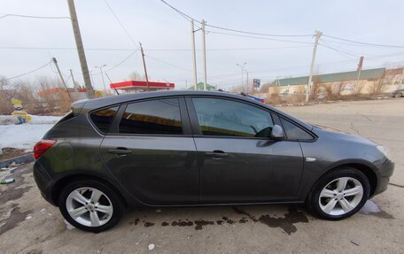 Opel Astra J, 2012 год, 970 000 рублей, 4 фотография