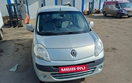 Renault Kangoo II рестайлинг, 2012 год, 550 000 рублей, 3 фотография