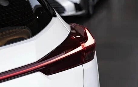 Lexus UX I, 2022 год, 3 650 010 рублей, 6 фотография