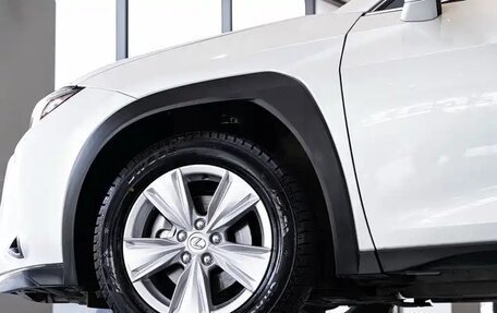 Lexus UX I, 2022 год, 3 650 010 рублей, 8 фотография