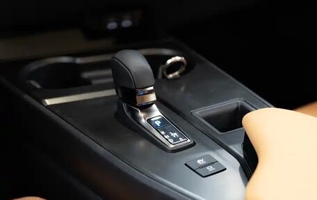 Lexus UX I, 2022 год, 3 650 010 рублей, 14 фотография