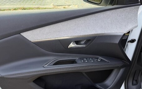 Peugeot 3008 II, 2023 год, 2 170 000 рублей, 13 фотография