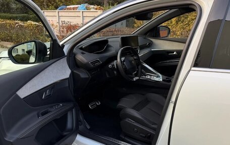 Peugeot 3008 II, 2023 год, 2 170 000 рублей, 12 фотография