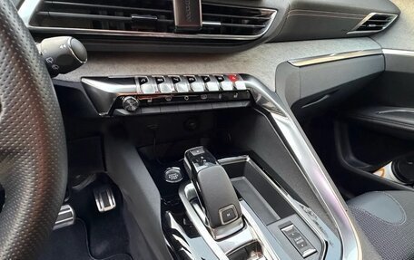 Peugeot 3008 II, 2023 год, 2 170 000 рублей, 32 фотография