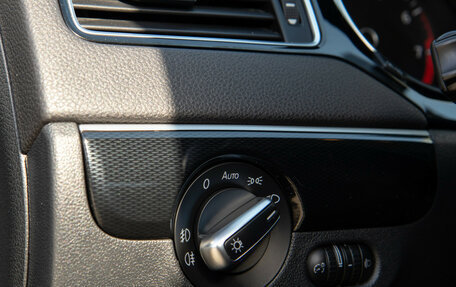 Volkswagen Jetta VI, 2018 год, 1 418 000 рублей, 16 фотография