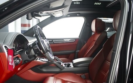 Porsche Cayenne III, 2019 год, 7 799 000 рублей, 8 фотография