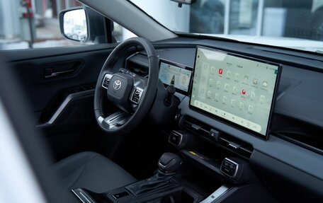 Toyota RAV4, 2026 год, 5 049 900 рублей, 8 фотография