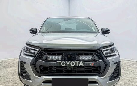 Toyota Hilux VIII, 2024 год, 6 970 000 рублей, 3 фотография