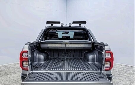 Toyota Hilux VIII, 2024 год, 6 970 000 рублей, 4 фотография