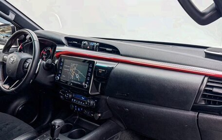 Toyota Hilux VIII, 2024 год, 6 970 000 рублей, 18 фотография