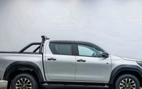 Toyota Hilux VIII, 2024 год, 6 970 000 рублей, 12 фотография