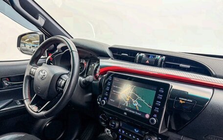 Toyota Hilux VIII, 2024 год, 6 970 000 рублей, 14 фотография