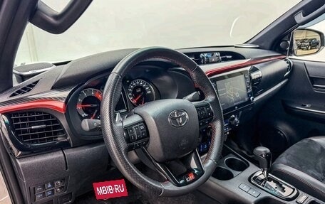 Toyota Hilux VIII, 2024 год, 6 970 000 рублей, 17 фотография