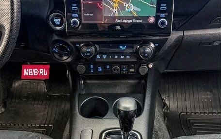 Toyota Hilux VIII, 2024 год, 6 970 000 рублей, 29 фотография