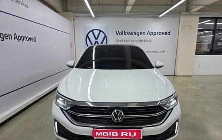 Volkswagen Jetta VII, 2023 год, 2 480 000 рублей, 2 фотография