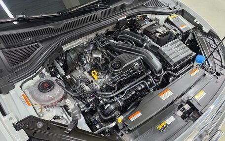 Volkswagen Jetta VII, 2023 год, 2 480 000 рублей, 17 фотография