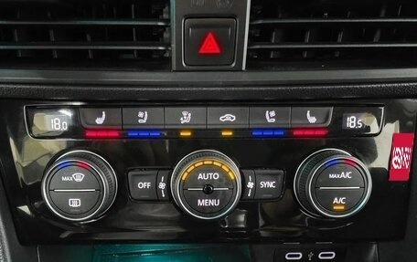 Volkswagen Jetta VII, 2023 год, 2 480 000 рублей, 11 фотография