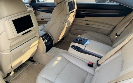 BMW 7 серия, 2010 год, 1 690 000 рублей, 13 фотография