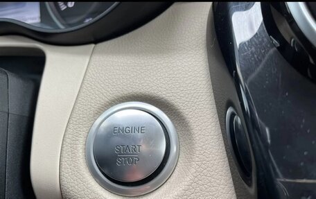 Mercedes-Benz GLC, 2015 год, 2 700 000 рублей, 17 фотография