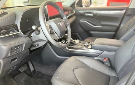 Toyota Highlander, 2026 год, 6 460 000 рублей, 13 фотография