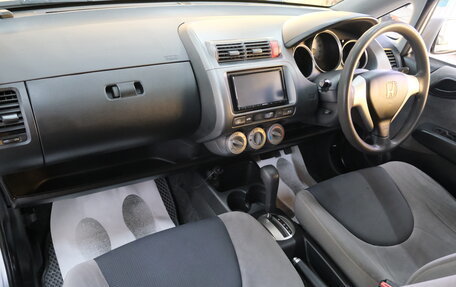 Honda Fit III, 2005 год, 569 000 рублей, 17 фотография