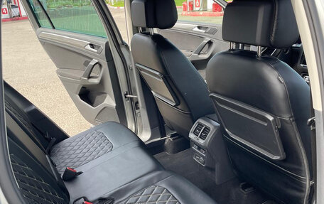 Volkswagen Tiguan II, 2018 год, 2 350 000 рублей, 14 фотография