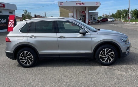 Volkswagen Tiguan II, 2018 год, 2 350 000 рублей, 5 фотография