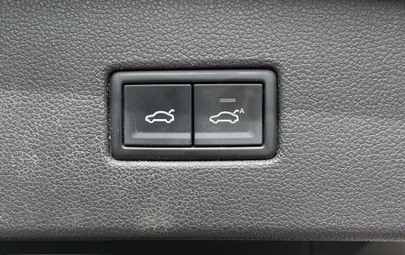 Volkswagen Tiguan II, 2018 год, 2 350 000 рублей, 19 фотография