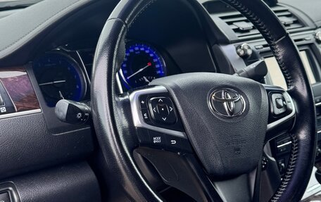 Toyota Camry, 2017 год, 2 370 000 рублей, 7 фотография