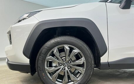 Toyota RAV4, 2025 год, 4 390 000 рублей, 14 фотография