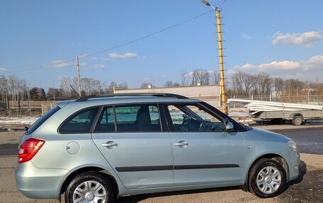 Skoda Fabia II, 2011 год, 1 000 000 рублей, 5 фотография