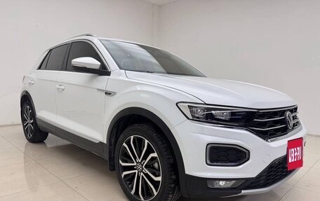 Volkswagen T-Roc I, 2021 год, 2 190 000 рублей, 3 фотография