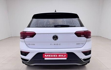 Volkswagen T-Roc I, 2021 год, 2 190 000 рублей, 4 фотография