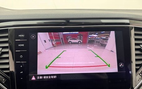 Volkswagen T-Roc I, 2021 год, 2 190 000 рублей, 12 фотография