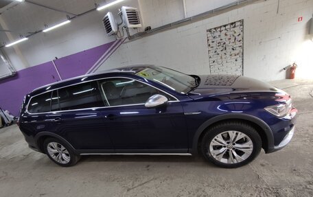 Volkswagen Passat B8 рестайлинг, 2019 год, 3 750 000 рублей, 5 фотография